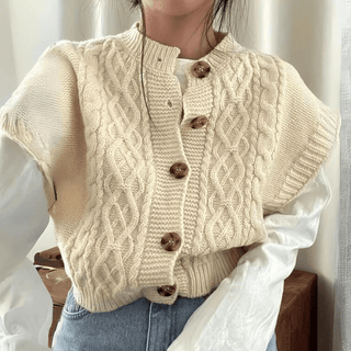 Daisy – Knitted Sleeveless Cardigan Vest with Wooden Buttons